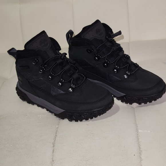 Timberland children's boots size 1.5 in black NIB - Picture 2 of 9